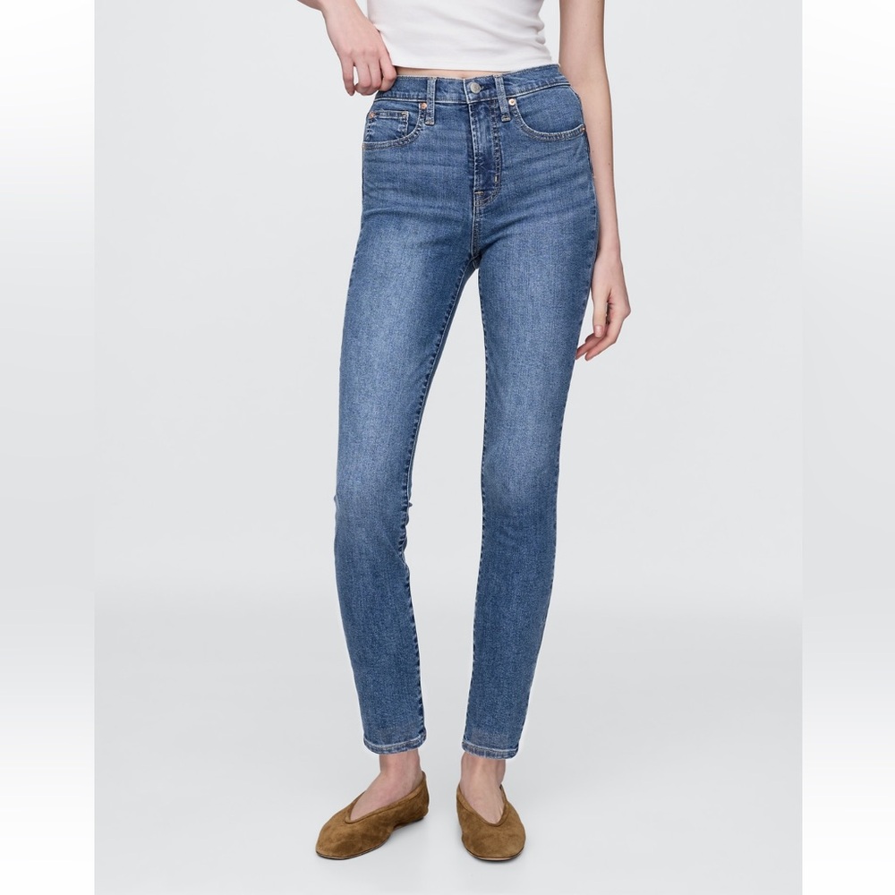 GAP High Rise True Skinny Jeans